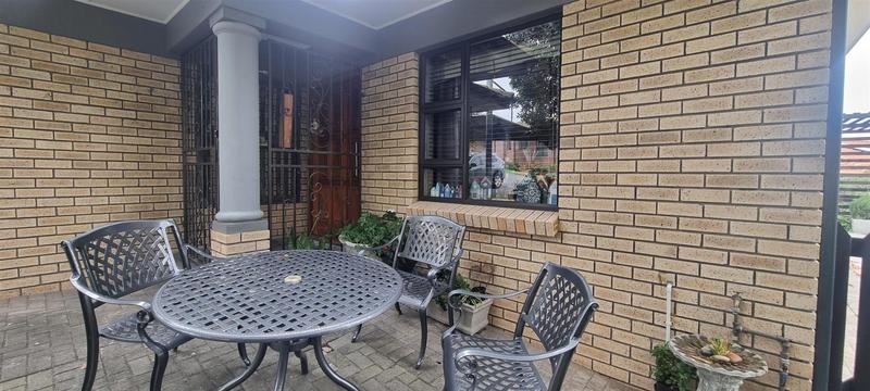 3 Bedroom Property for Sale in Reebok Western Cape